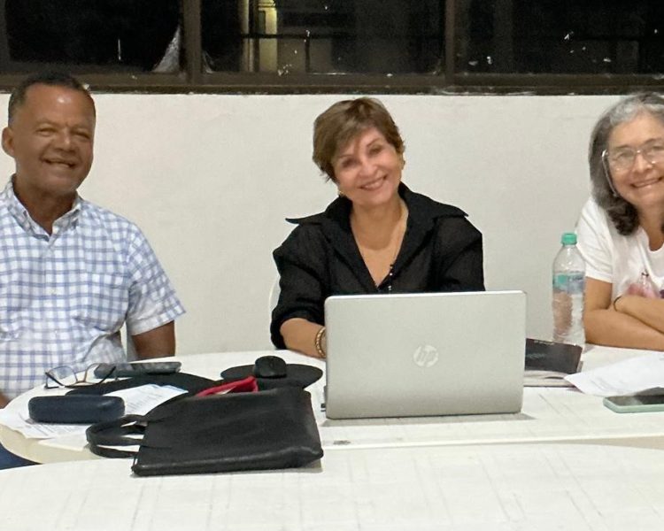 Encuentro de la directora general de CENPPED, con el Rector de la Institución San Marcos, Sucre, Hernando Valdés Altamar y la Orientadora Escolar, María Ramos Montes, a fin de concretar acciones para el trabajo articulado entre CENPPED y la Institución Educativa. Junio 16 de 2024.