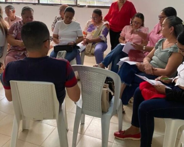 Seminario Taller, sobre “Modelos Pedagógicos”, ofrecido por CENPPED y orientado
por la Directora General Marlen Montes Castro. Junio 17 de 2025.