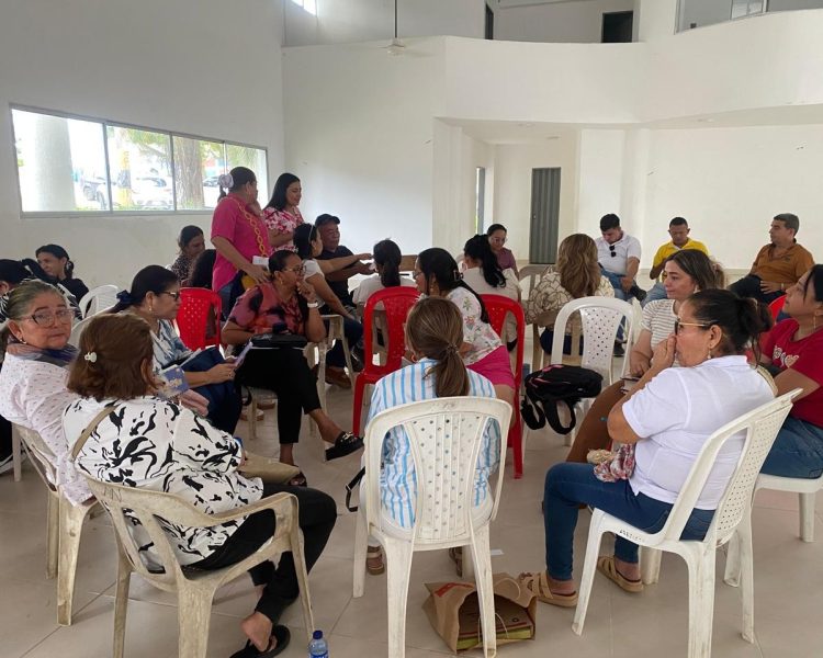 Seminario Taller sobre “Resignificación del PEI”, ofrecido por CENPPED y dirigido
por la Directora General Marlen Montes Castro, como apoyo a la Semana
Institucional en la I.E. Millán Vargas de Sampués, Sucre. Octubre 7 de 2025.